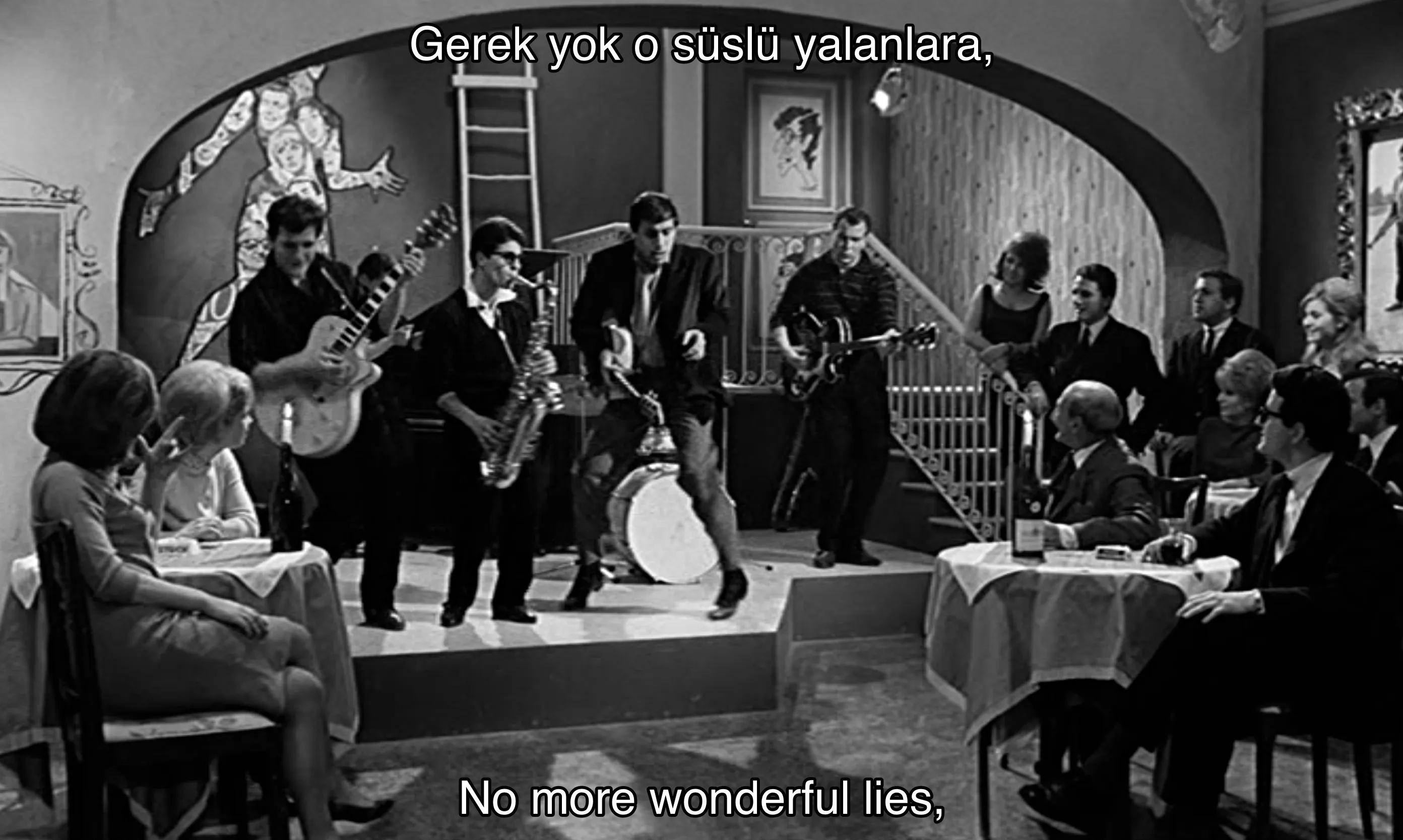 adriano celentano singing 24 mila baci in the film